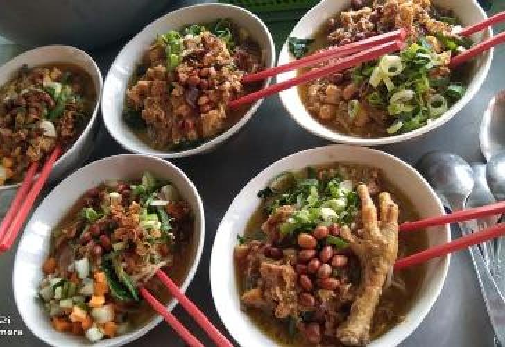 Mie Ayam & Bakso Daging Sapi Pak Raji: Kenikmatan yang Menghidupkan Harimu di Cilacap